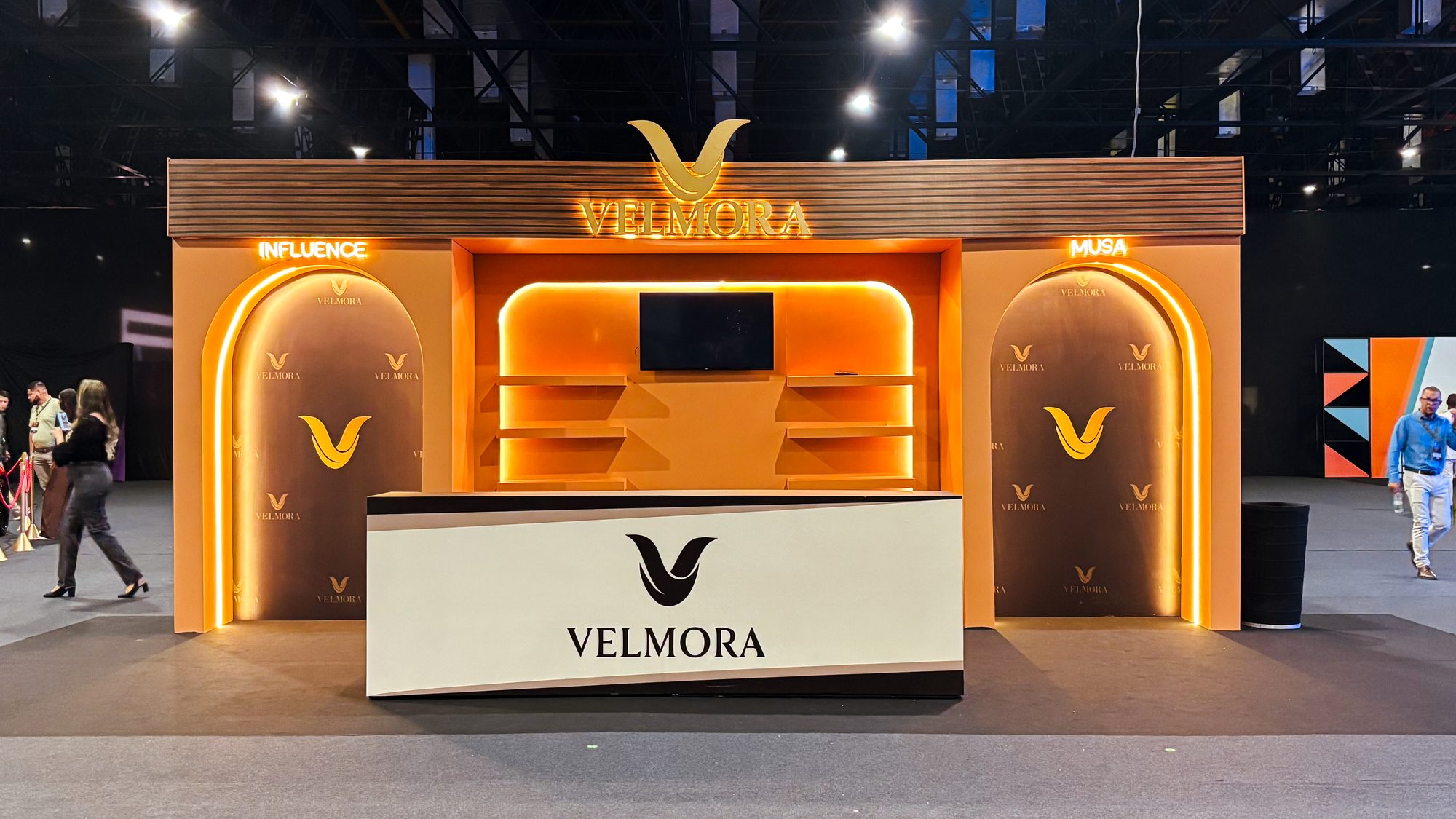 Stand Velmora